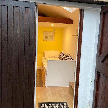 Studio Annexe With Separate Shower Room Broadhempston Zewnętrze zdjęcie