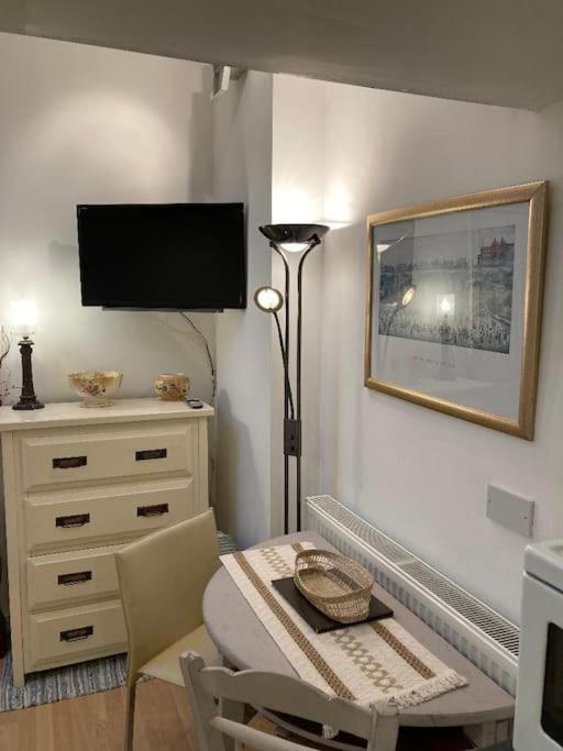 Studio Annexe With Separate Shower Room Broadhempston Zewnętrze zdjęcie